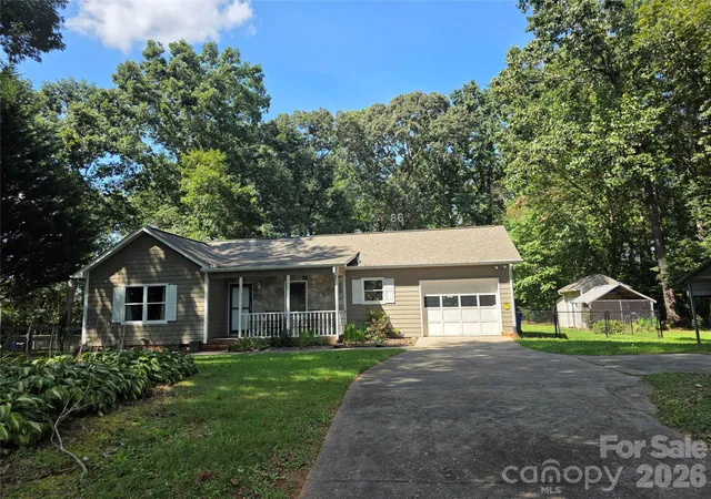 Photo 1 of Single family home for sale at 1190 Landsdowne Dr, Conover, NC 28613 | MLS# 4426803 | Listing updated on 2026-09-22
