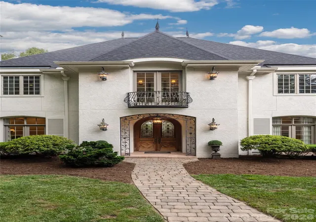 Photo 1 of Single family home for sale at 23 Cedar Hl Dr, Asheville, NC 28803 | MLS# 4426816 | Listing updated on 2026-10-03