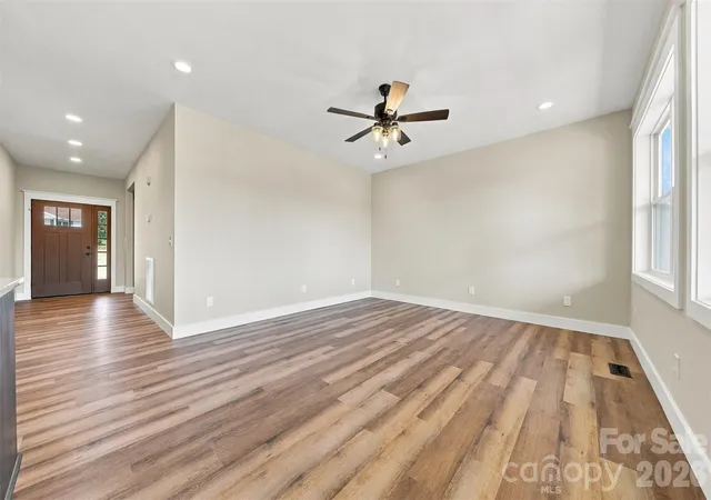 Photo 4 of Single family home for sale at 2931 Frank Whisnant Rd, Morganton, NC 28655 | MLS# 4426822 | Listing updated on 2026-09-21