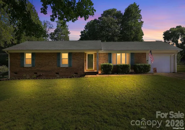 Photo 2 of Single family home for sale at 105 Stoneybrook Rd, Salisbury, NC 28147 | MLS# 4426829 | Listing updated on 2026-09-24