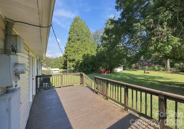 Photo 3 of Sale Pending at 105 Stoneybrook Rd, Salisbury, NC 28147 | MLS# 4426829 | Listing updated on 2026-10-05