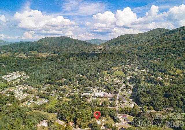 Photo 48 of Single family home for sale at 609 Auburn Rd, Waynesville, NC 28786 | MLS# 4426843 | Listing updated on 2026-10-10