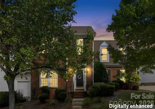 Photo 2 of Townhouse for sale at 14569 Greenpoint Ln, Huntersville, NC 28078 | MLS# 4426848 | Listing updated on 2026-10-04