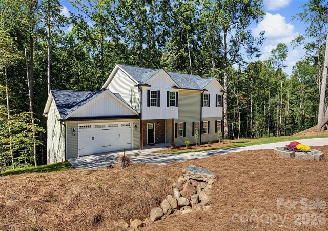 Photo 3 of Single family home for sale at 181 Meadowlark Ln, Statesville, NC 28625 | MLS# 4426854 | Listing updated on 2026-10-06