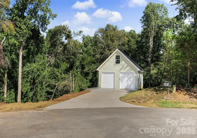 Photo 4 of Single family home for sale at 181 Meadowlark Ln, Statesville, NC 28625 | MLS# 4426854 | Listing updated on 2026-10-06