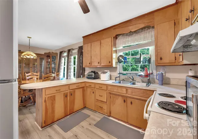 Photo 3 of Single family home for sale at 5301 Dellinger Cir, Cherryville, NC 28021 | MLS# 4426862 | Listing updated on 2026-09-23