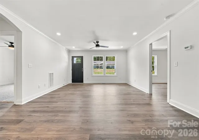 Photo 3 of Single family home for sale at 5110 Hanging Rock Ct, Hickory, NC 28601 | MLS# 4426864 | Listing updated on 2026-09-23