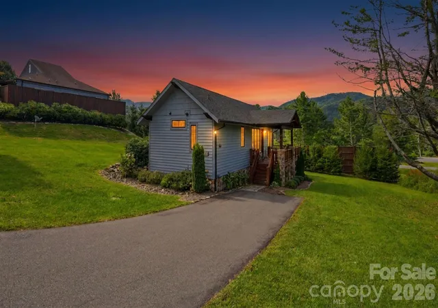 Photo 3 of Single family home for sale at 57 Valley View, Banner Elk, NC 28604 | MLS# 4426874 | Listing updated on 2026-10-07