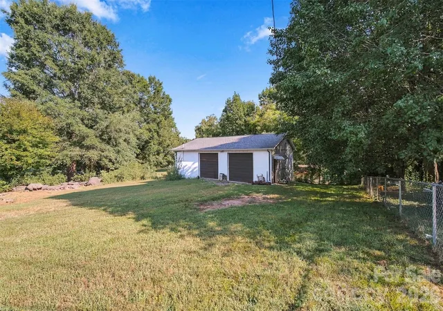 Photo 3 of Land for sale at 17 G Lake St, Granite Falls, NC 28630 | MLS# 4426880 | Listing updated on 2026-09-22
