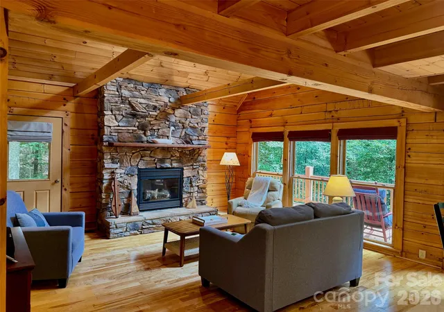 Photo 4 of Single family home for sale at 133 Smokemont Dr, Arden, NC 28704 | MLS# 4426881 | Listing updated on 2026-10-02