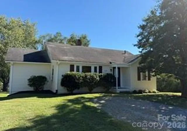 Single family home for sale at 1110 N Ridge Rd, Hendersonville, NC 28792 | MLS# 4426893