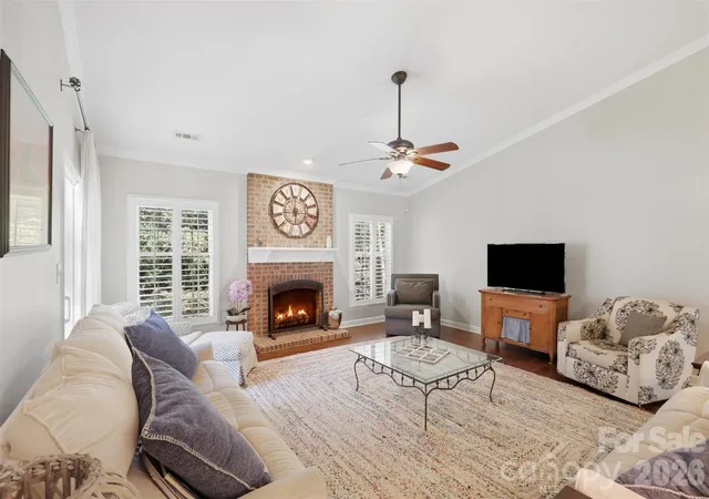 Photo 1 of Single family home for sale at 4701 Dawnridge Dr, Charlotte, NC 28226 | MLS# 4426903 | Listing updated on 2026-10-27