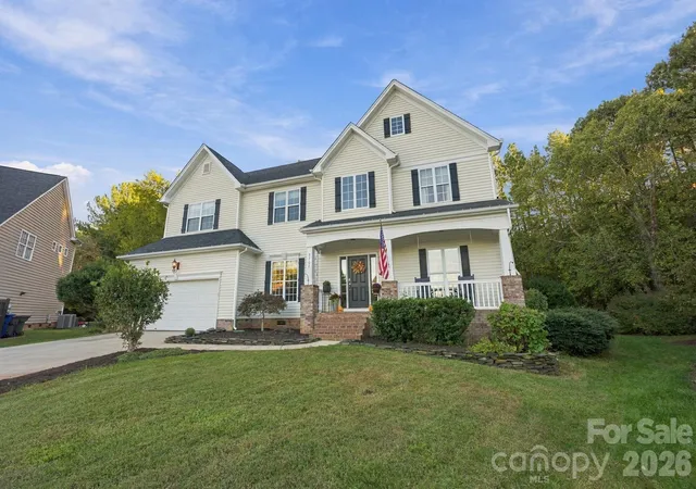 Photo 1 of Single family home for sale at 5704 Snapdragon Ln, Huntersville, NC 28078 | MLS# 4426906 | Listing updated on 2026-10-21