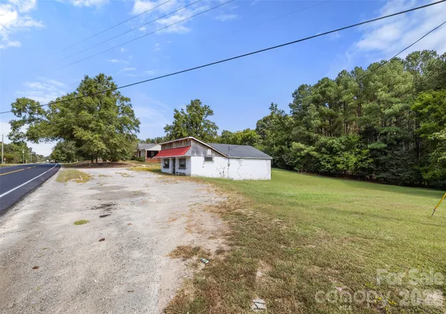 Photo 1 of Single family home for sale at 4178 Edgeland Rd, Edgemoor, SC 29712 | MLS# 4426923 | Listing updated on 2026-10-01