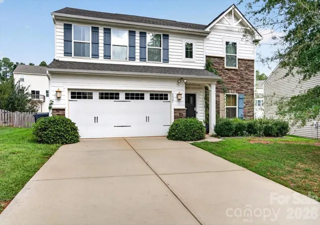 Photo 1 of Single family home for sale at 3527 Ettrick Pl, Charlotte, NC 28278 | MLS# 4426928 | Listing updated on 2026-09-24
