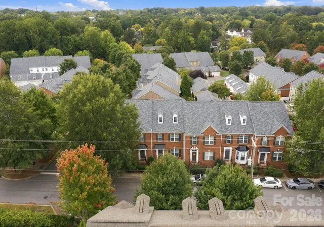 Photo 3 of Townhouse for sale at 409 Armour St, Davidson, NC 28036 | MLS# 4426934 | Listing updated on 2026-10-09