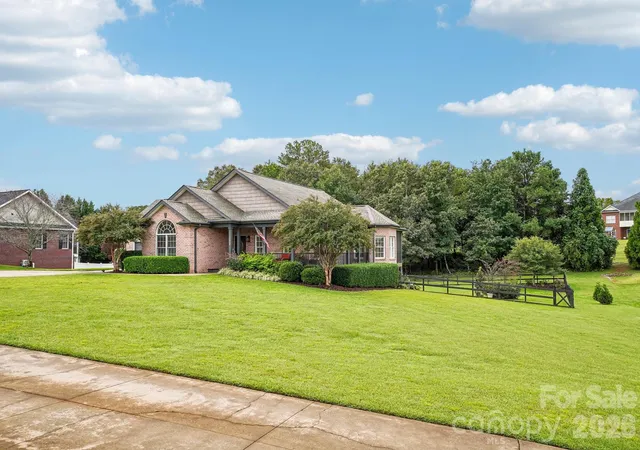 Photo 2 of Single family home for sale at 183 Burl Bridges Rd, Forest City, NC 28043 | MLS# 4426941 | Listing updated on 2026-10-03