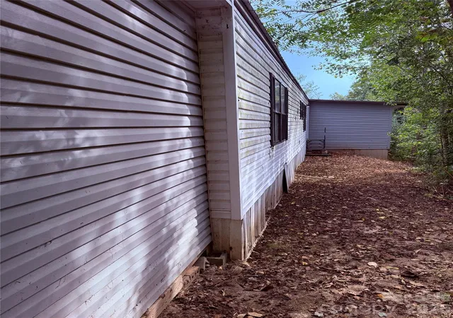 Photo 4 of Single family home for sale at 20 Clay Vessel Trl, Candler, NC 28715 | MLS# 4426944 | Listing updated on 2026-09-24