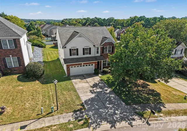 Photo 3 of Single family home for sale at 1530 Big Leaf Dr, Charlotte, NC 28262 | MLS# 4426949 | Listing updated on 2026-10-01