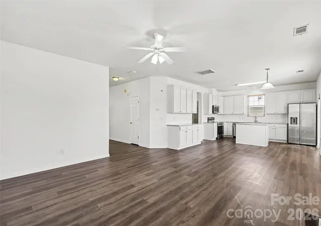 Photo 2 of Single family home for sale at 1530 Big Leaf Dr, Charlotte, NC 28262 | MLS# 4426949 | Listing updated on 2026-10-07