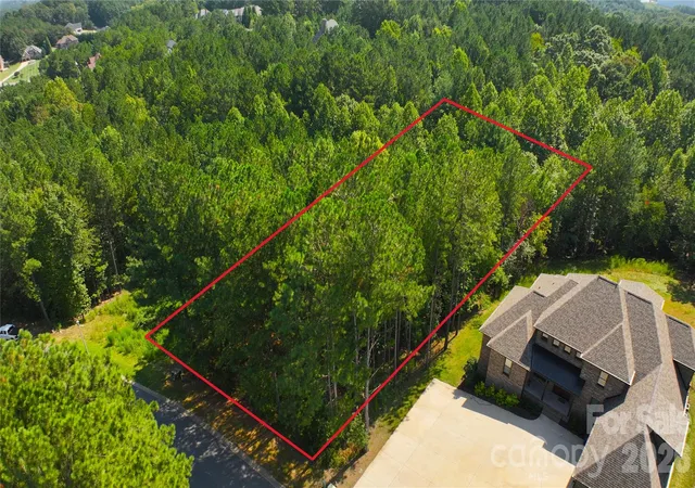 Photo 3 of Sale Pending at 104 Gunpowder View Cir, Granite Falls, NC 28630 | MLS# 4426951 | Listing updated on 2026-10-05