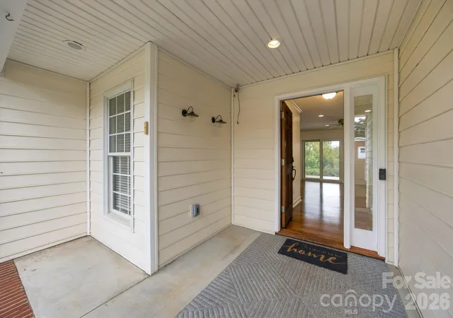 Photo 4 of Single family home for sale at 1829 Kenmore Dr, Statesville, NC 28625 | MLS# 4426962 | Listing updated on 2026-09-22