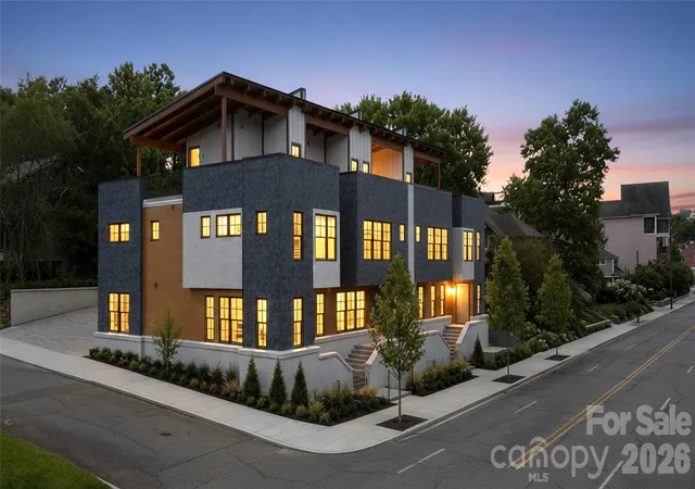 Townhouse for sale at 228 Broadway St, Asheville, NC 28801 | MLS# 4426970