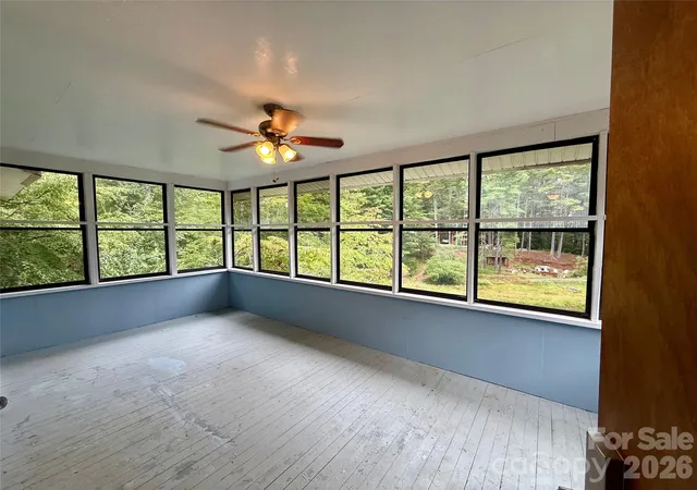 Photo 4 of Condo for sale at 30 Lakemont Cottage Trl, Flat Rock, NC 28731 | MLS# 4426976 | Listing updated on 2026-09-30