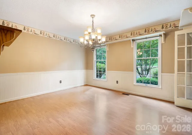 Photo 3 of Single family home for sale at 3110 9th Tee Dr, Newton, NC 28658 | MLS# 4427024 | Listing updated on 2026-09-26