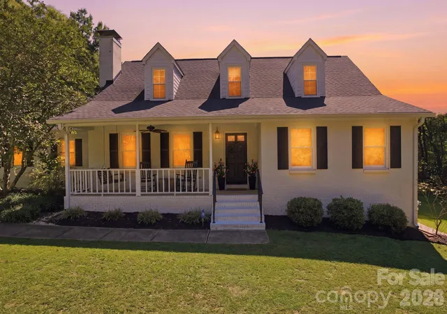 Photo 4 of Sale Pending at 908 Chambwood Rd, Monroe, NC 28110 | MLS# 4427033 | Listing updated on 2026-10-06
