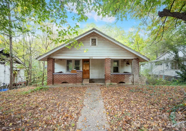 Single family home for sale at 125 Fairfax Ave, Asheville, NC 28806 | MLS# 4427035
