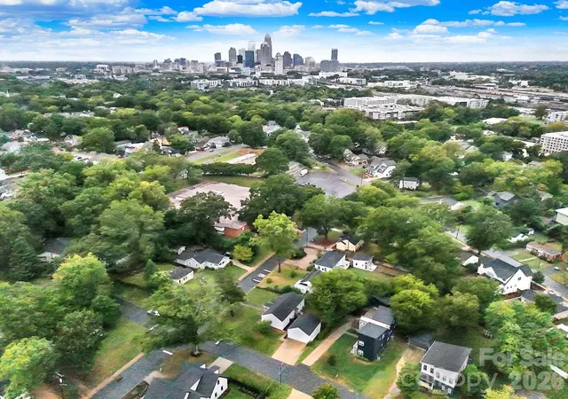 Photo 30 of Single family home for sale at 835 Everett Pl, Charlotte, NC 28205 | MLS# 4427044 | Listing updated on 2026-10-03