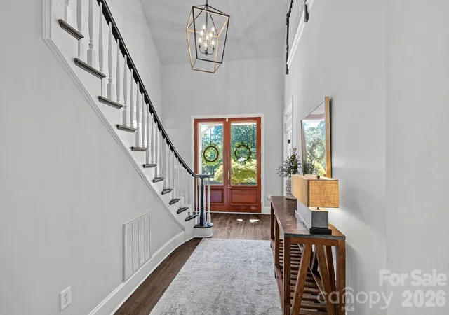Photo 3 of Single family home for sale at 176 Vineyard Dr, Mooresville, NC 28117 | MLS# 4427053 | Listing updated on 2026-10-04