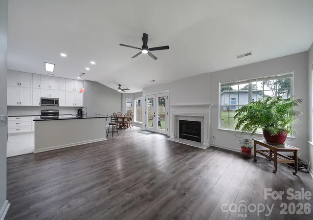 Photo 3 of Single family home for sale at 1383 Saint Katherines Way, Rock Hill, SC 29732 | MLS# 4427062 | Listing updated on 2026-09-28
