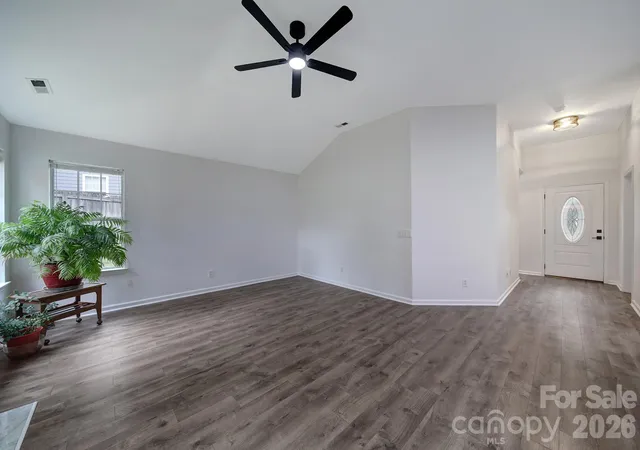 Photo 4 of Single family home for sale at 1383 Saint Katherines Way, Rock Hill, SC 29732 | MLS# 4427062 | Listing updated on 2026-09-28