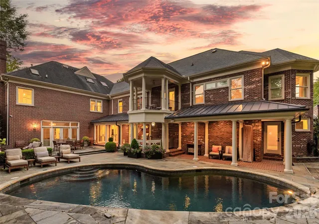 Photo 1 of Single family home for sale at 5411 Mirabell Rd, Charlotte, NC 28226 | MLS# 4427068 | Listing updated on 2026-10-06