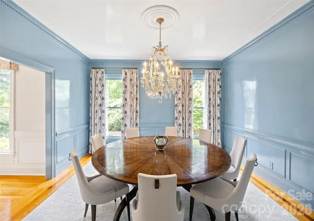 Photo 4 of Single family home for sale at 5411 Mirabell Rd, Charlotte, NC 28226 | MLS# 4427068 | Listing updated on 2026-10-06