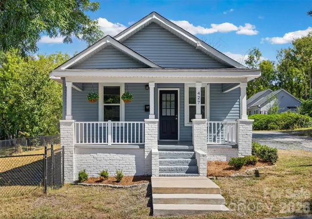 Photo 1 of Single family home for sale at 427 Oates St, Rock Hill, SC 29730 | MLS# 4427081 | Listing updated on 2026-09-23