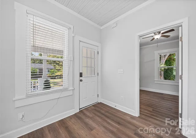 Photo 3 of Single family home for sale at 427 Oates St, Rock Hill, SC 29730 | MLS# 4427081 | Listing updated on 2026-09-23