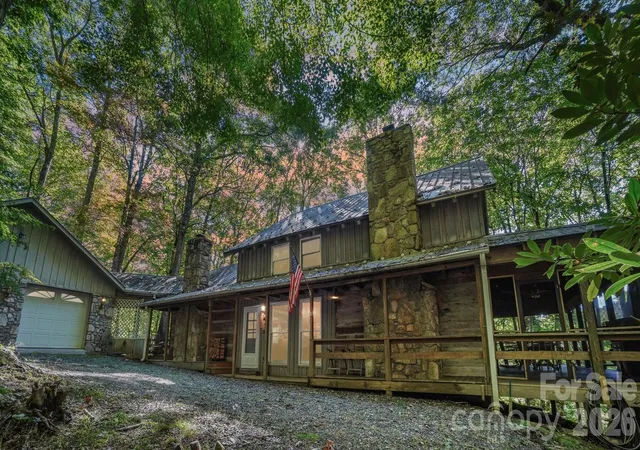 Photo 3 of Single family home for sale at 624 Fox Den Rd, Mars Hill, NC 28754 | MLS# 4427090 | Listing updated on 2026-09-27
