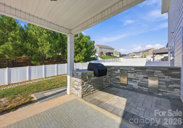Photo 2 of Single family home for sale at 105 Yellow Birch Loop, Mooresville, NC 28117 | MLS# 4427102 | Listing updated on 2026-09-24
