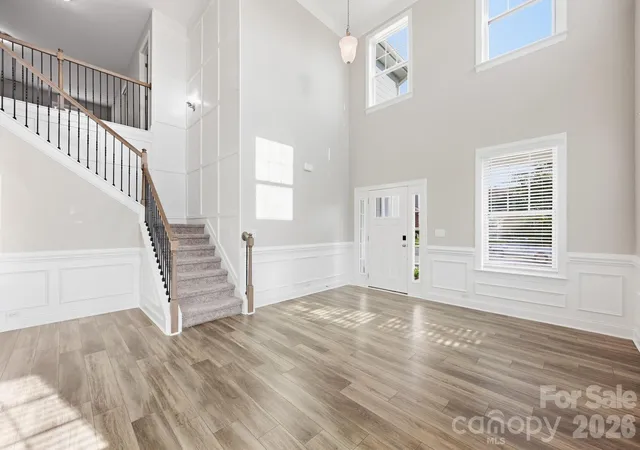 Photo 3 of Single family home for sale at 105 Yellow Birch Loop, Mooresville, NC 28117 | MLS# 4427102 | Listing updated on 2026-09-24