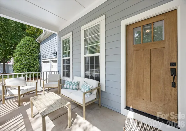Photo 2 of Single family home for sale at 17242 Pennington Dr, Huntersville, NC 28078 | MLS# 4427106 | Listing updated on 2026-09-25
