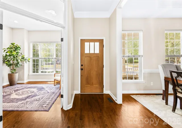 Photo 3 of Single family home for sale at 17242 Pennington Dr, Huntersville, NC 28078 | MLS# 4427106 | Listing updated on 2026-09-25