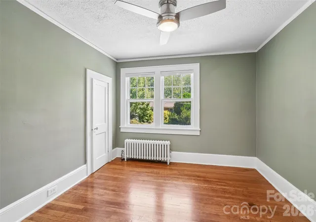 Photo 3 of Single family home for sale at 23 Lanvale Ave, Asheville, NC 28806 | MLS# 4427107 | Listing updated on 2026-10-29