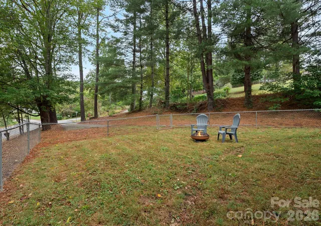 Photo 2 of Single family home for sale at 305 Youngs Cvs Rd, Candler, NC 28715 | MLS# 4427109 | Listing updated on 2026-10-04