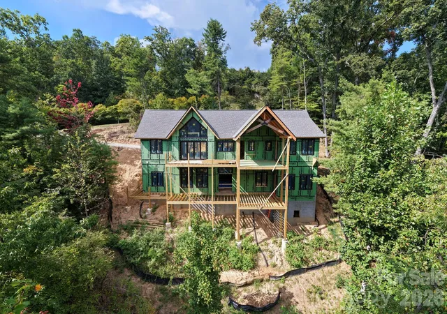 Photo 3 of Single family home for sale at 209 Senator Reynolds Rd, Asheville, NC 28804 | MLS# 4427112 | Listing updated on 2026-09-29