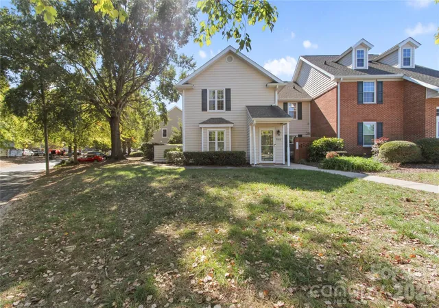 Condo for sale at 9328 S Vicksburg Park Ct, Charlotte, NC 28210 | MLS# 4427116