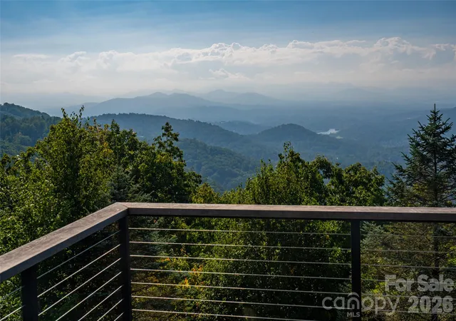 Photo 2 of Single family home for sale at 28 Peach Knob Dr, Asheville, NC 28804 | MLS# 4427118 | Listing updated on 2026-10-03