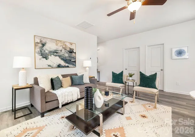 Photo 1 of Single family home for sale at 5721 Howard St, Charlotte, NC 28269 | MLS# 4427133 | Listing updated on 2026-09-25